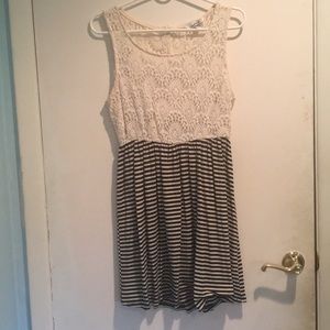 Lightweight B&W Summer Dress☀️